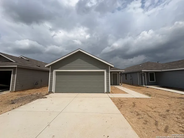 $1,500 | 1515 Silver Creek, New Braunfels, TX 78130