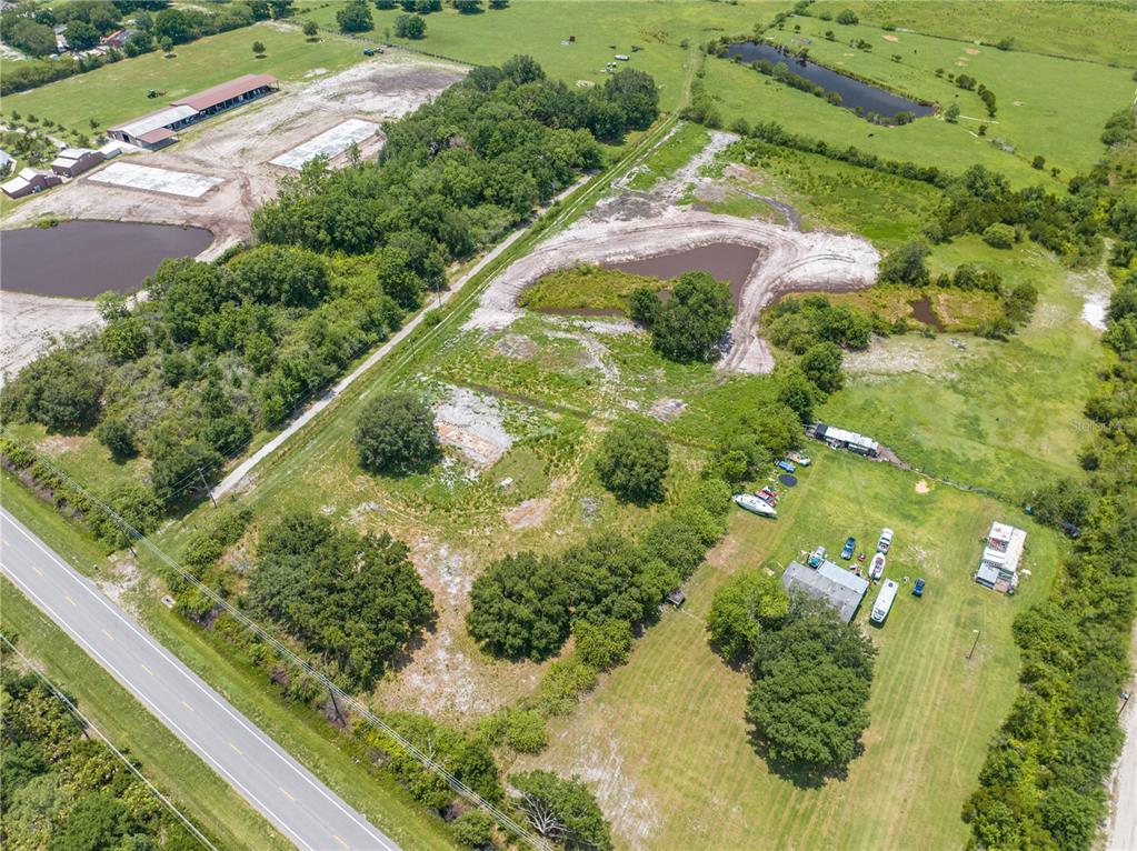 5420 Holopaw Road St. Cloud, FL 34773 - Photo 2 of 16 a view of a garden