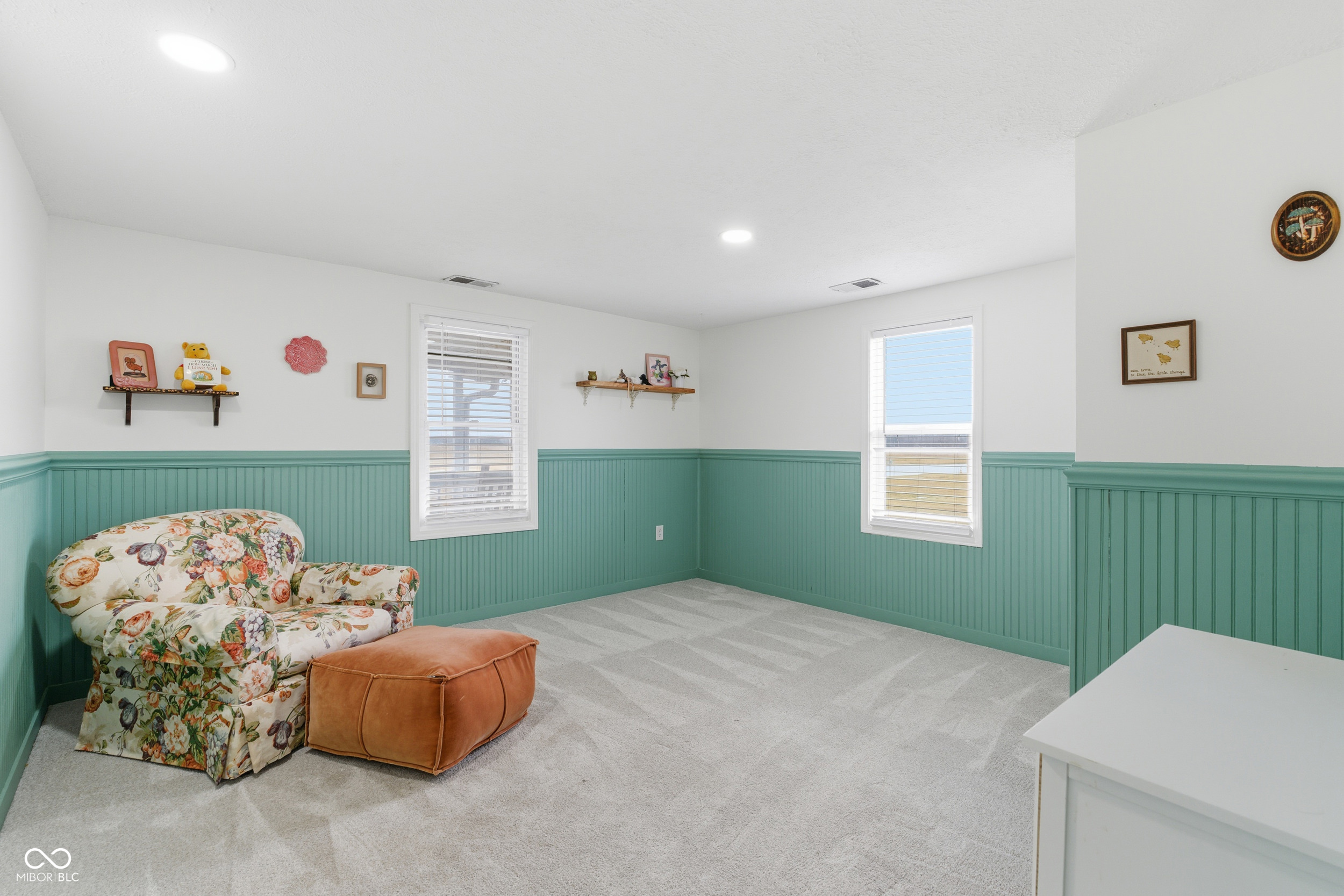 12230 South McGregor Road Indianapolis, IN 46259 - Photo 3 of 34