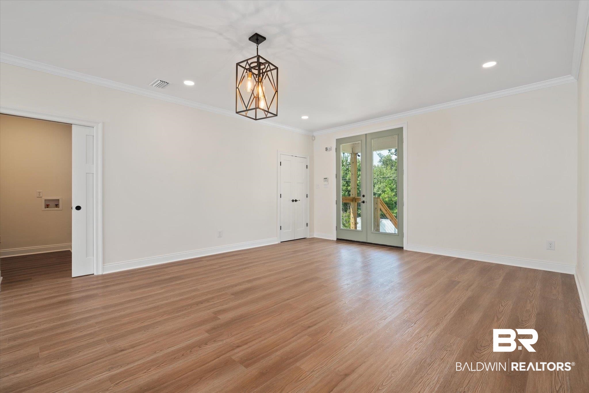 4139 Bayfront Road Mobile, AL 36605 - Photo 8 of 24