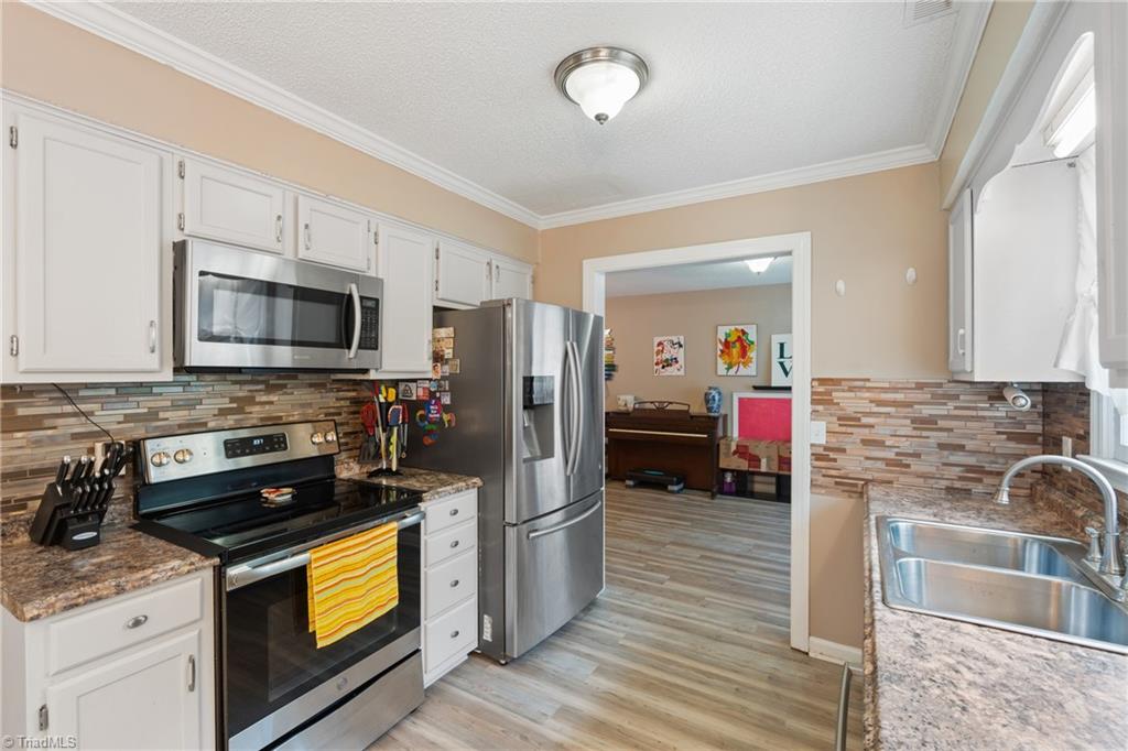 3570 Cedar Post Road Winston-Salem, NC 27127 - Photo 9 of 41 Gallery Image 9
