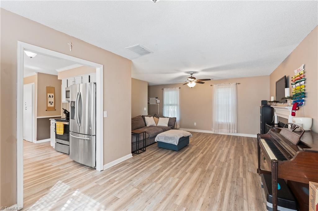 3570 Cedar Post Road Winston-Salem, NC 27127 - Photo 10 of 41 Gallery Image 10