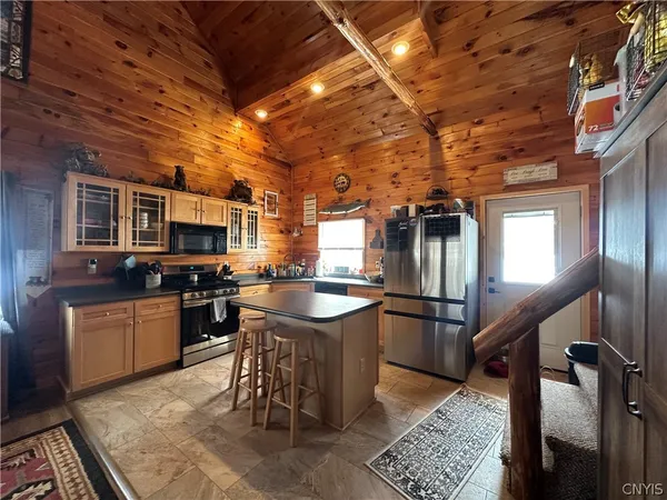 $360,000 | 6962 Farr Road, Leyden, NY 13309