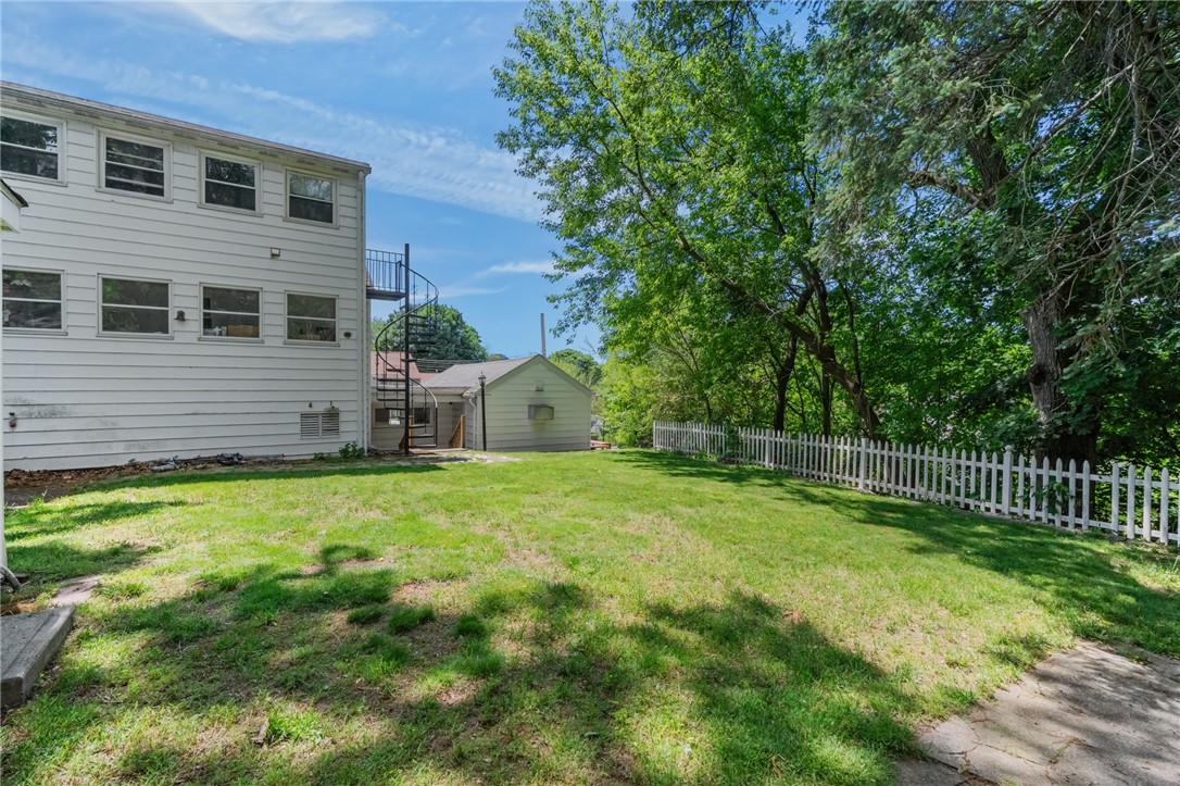 129 Lefrancois Boulevard Woonsocket, RI 02895 - Photo 30 of 43