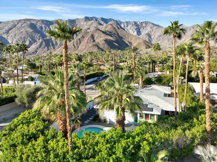 $1,075,000 | 400 West Vía Escuela, Palm Springs, CA 92262