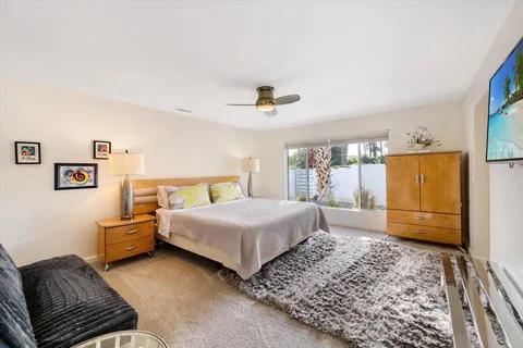 $1,075,000 | 400 West Vía Escuela, Palm Springs, CA 92262