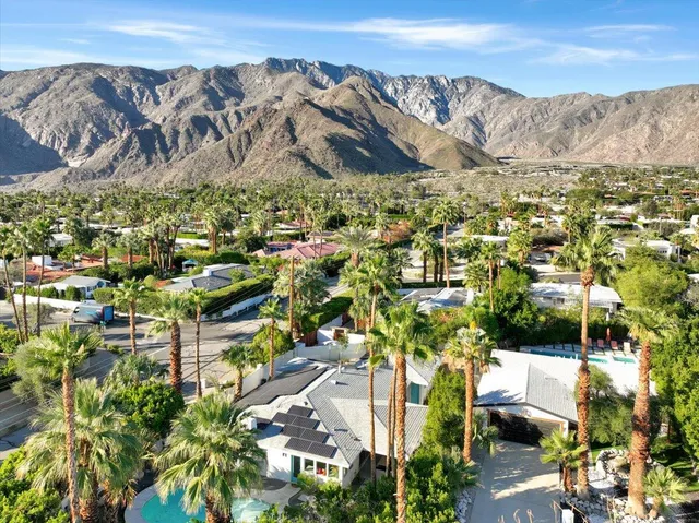 $1,075,000 | 400 West Vía Escuela, Palm Springs, CA 92262