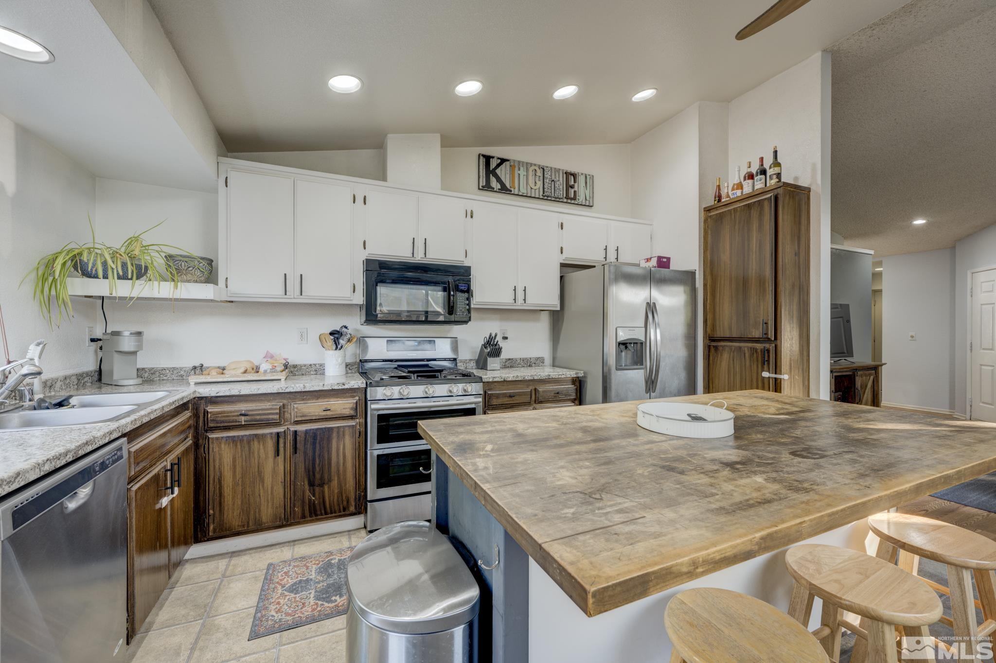 7706 Barnsdale Road Reno, NV 89511 - Photo 4 of 13 Photo 4