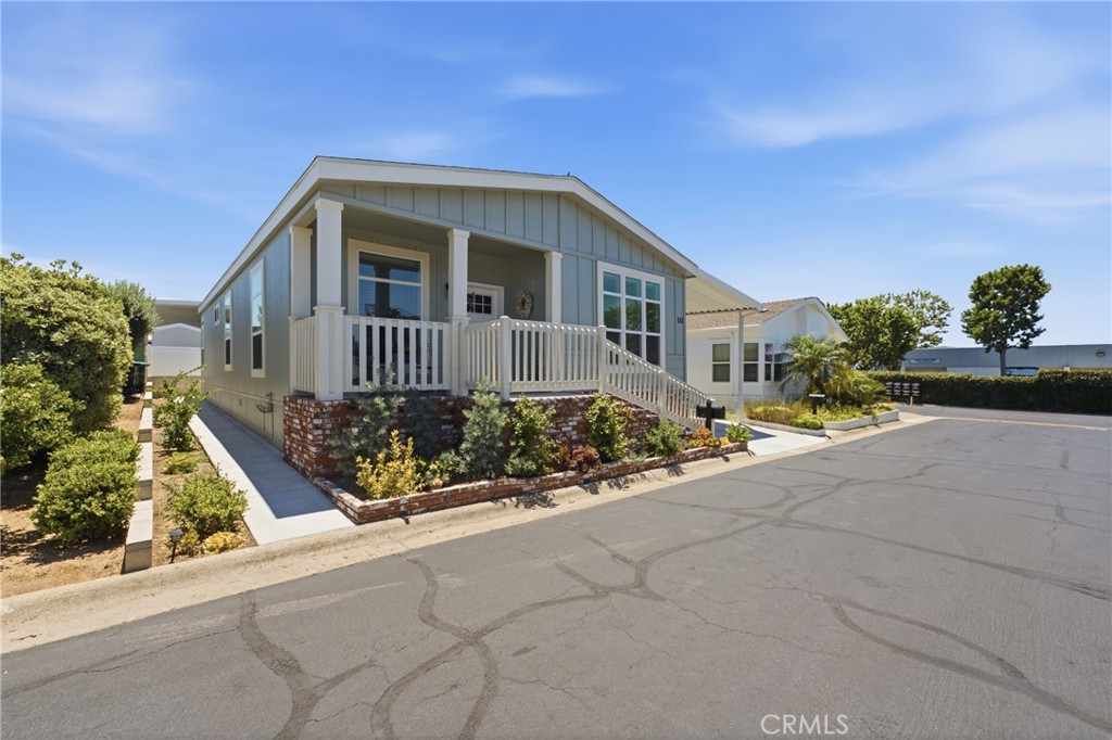 23301 Ridge Rte Drive, Unit 111 Laguna Hills, CA 92653 - Photo 42 of 43