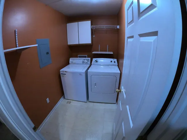 $174,900 | 5869 Crosswinds Drive, Unit 11, Norton Shores, MI 49444