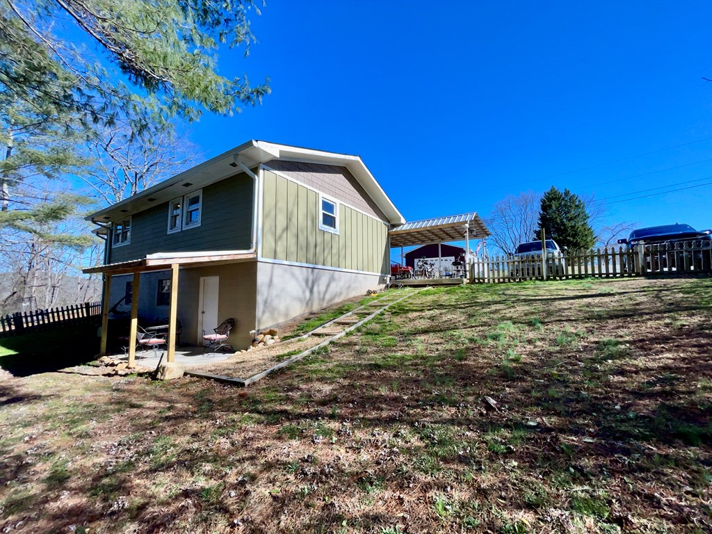 64 Moore View Homes Road Hayesville, NC 28904 - Photo 5 of 38 Gallery Image 5