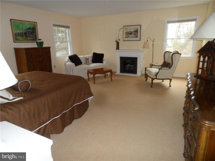 68 Barr Road Malvern, PA 19355 - Photo 13 of 23 Bedroom - Main