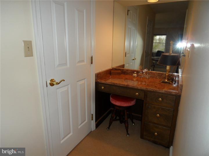 68 Barr Road Malvern, PA 19355 - Photo 15 of 23 Master Bathroom