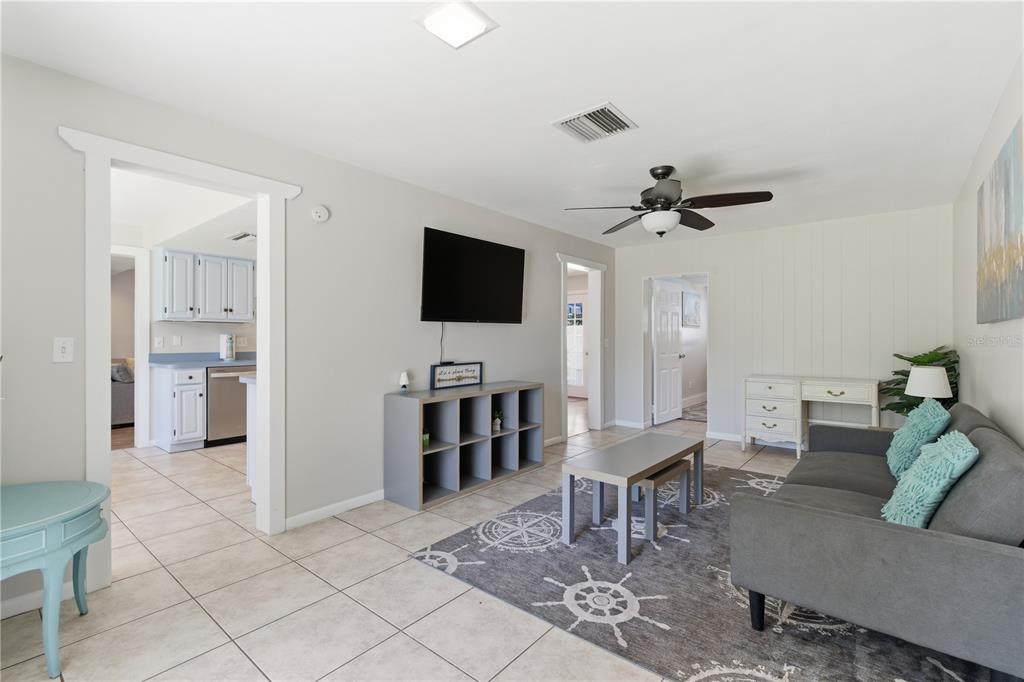 1730 Winfield Road North Clearwater, FL 33756 - Photo 17 of 58