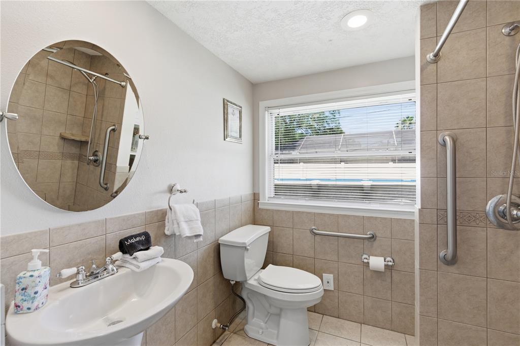 1730 Winfield Road North Clearwater, FL 33756 - Photo 21 of 58