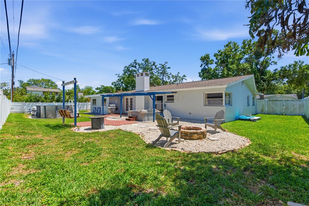 1730 Winfield Road North Clearwater, FL 33756 - Photo 37 of 58