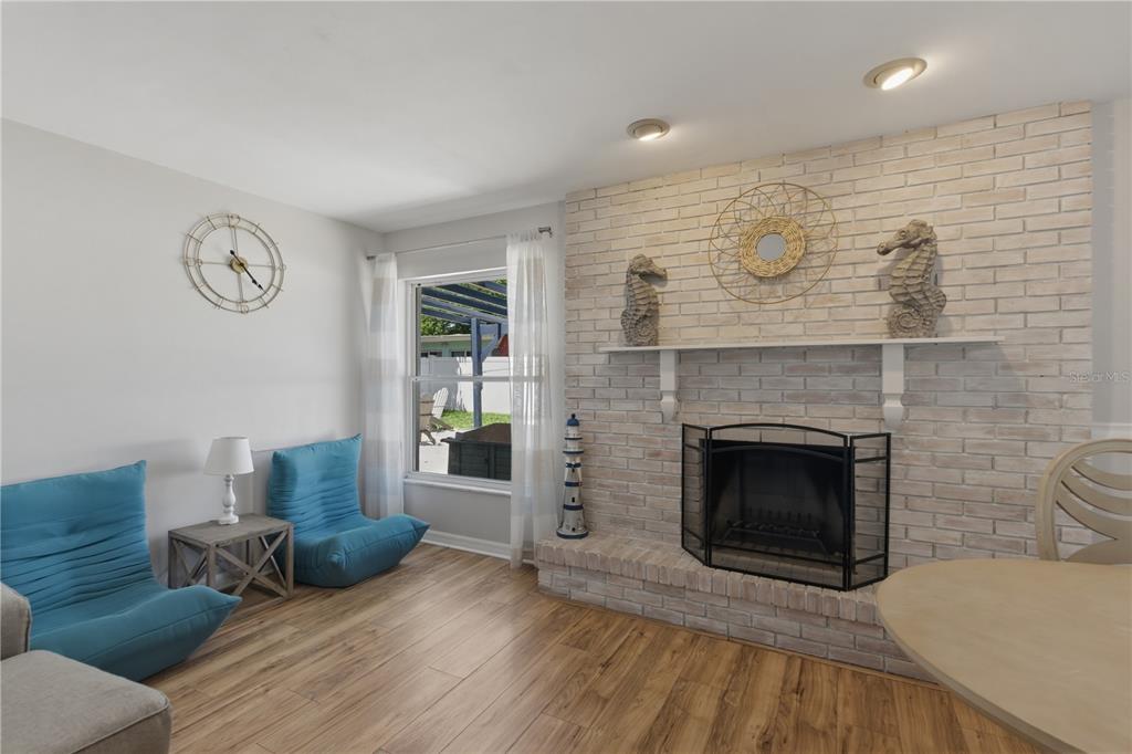 1730 Winfield Road North Clearwater, FL 33756 - Photo 8 of 58