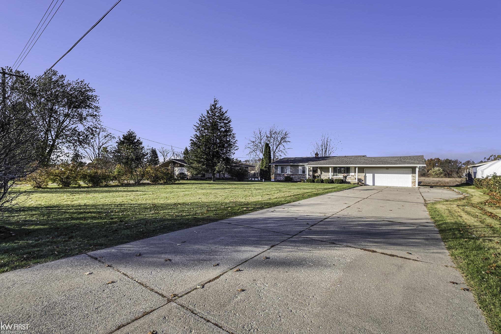 2398 Grove Park Road Fenton, MI 48430 - Photo 45 of 53