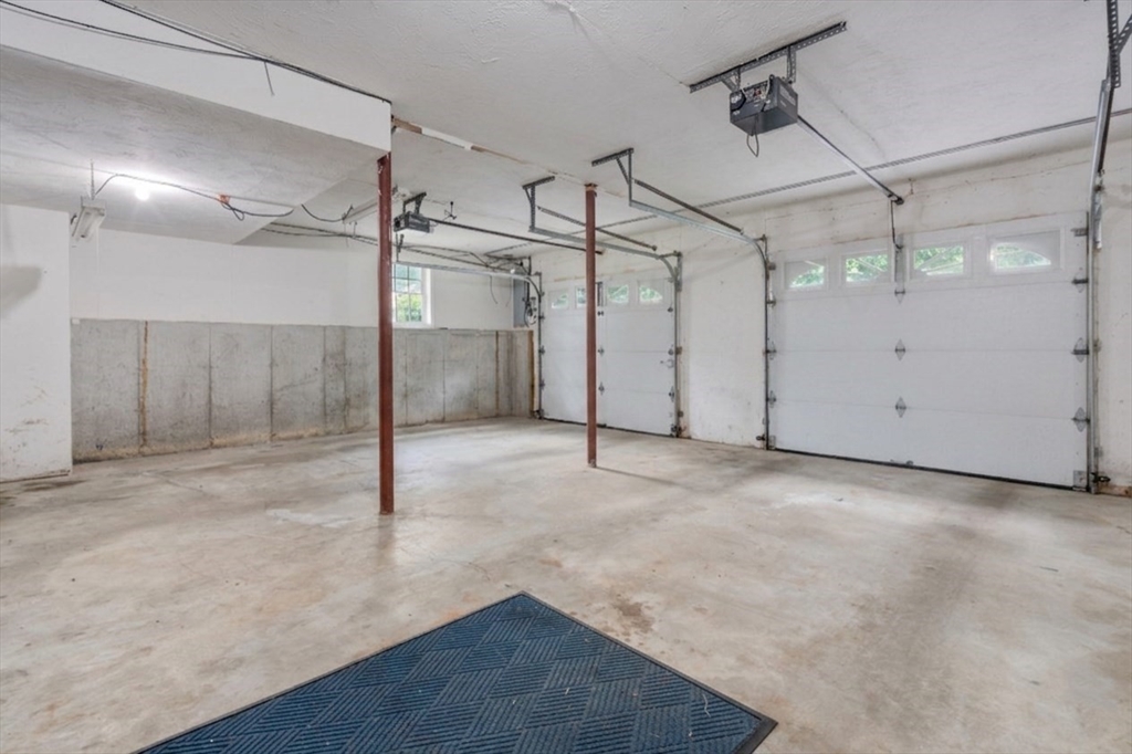 12 Charlton Road Dudley, MA 01571 - Photo 24 of 30