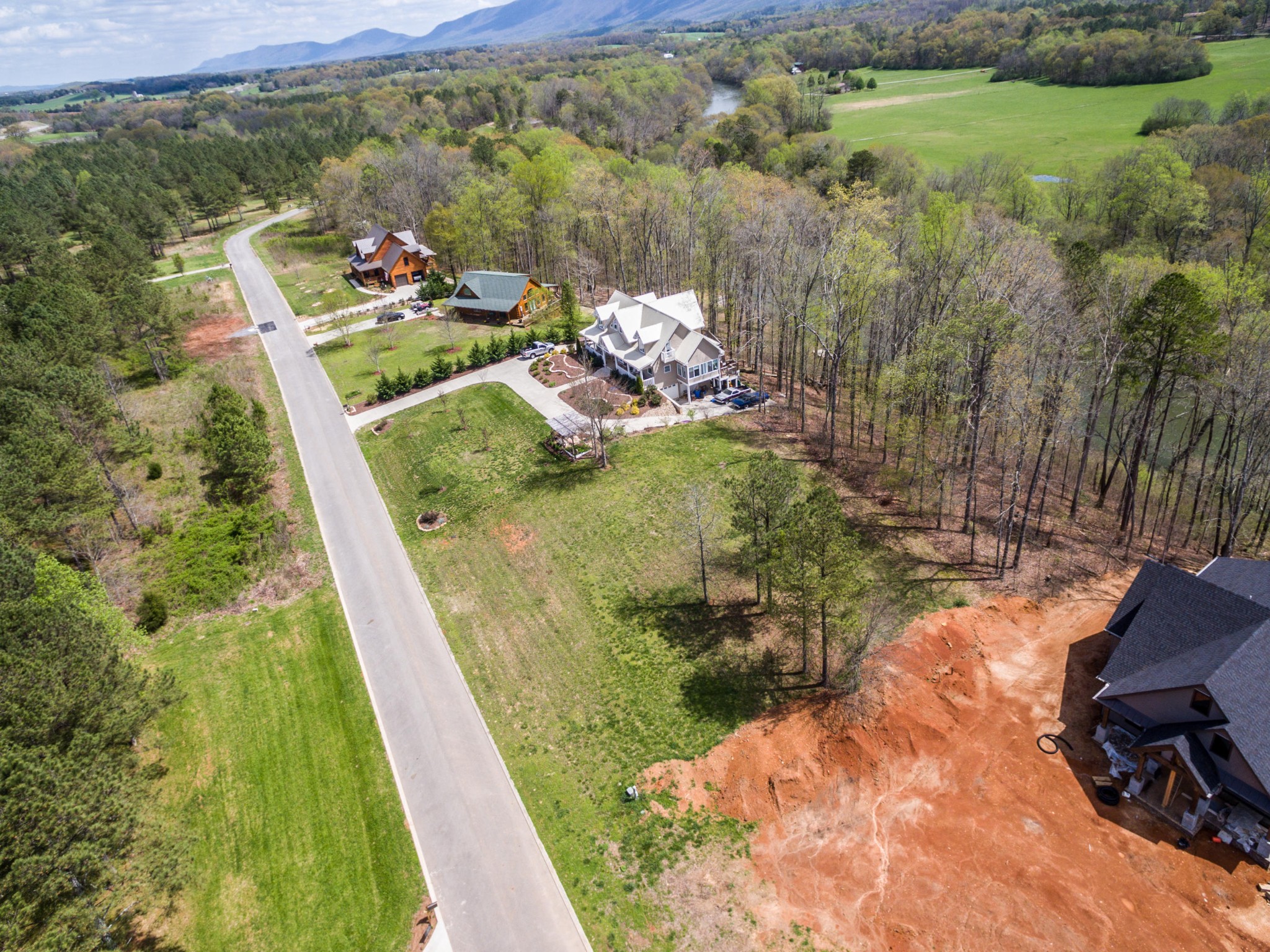 164 Rivers Edge Lane Benton, TN 37307 - Photo 3 of 14