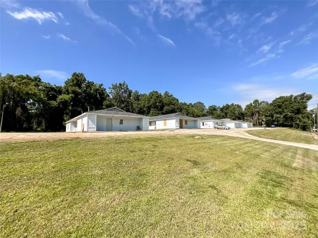 $980,000 | 401 Orchard Street, Wadesboro, NC 28170