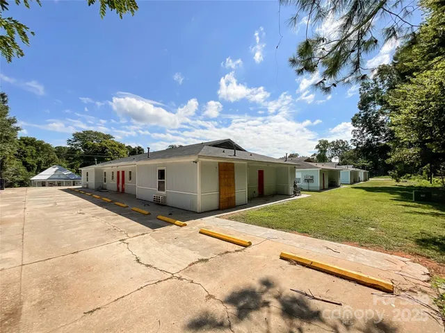 $980,000 | 401 Orchard Street, Wadesboro, NC 28170