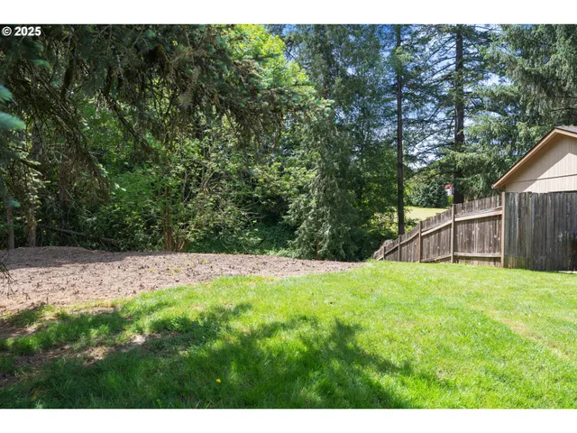$200,000 | Southeast Lonny Court, Hillsboro, OR 97123