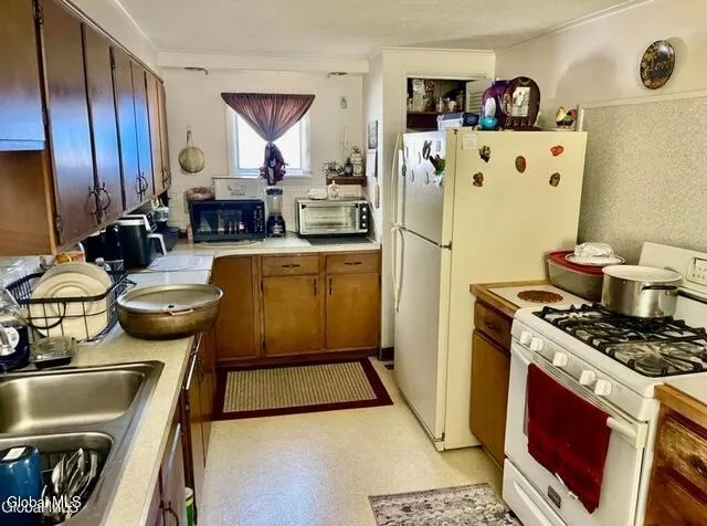 $245,000 | 817 Holland Road, Schenectady, NY 12303