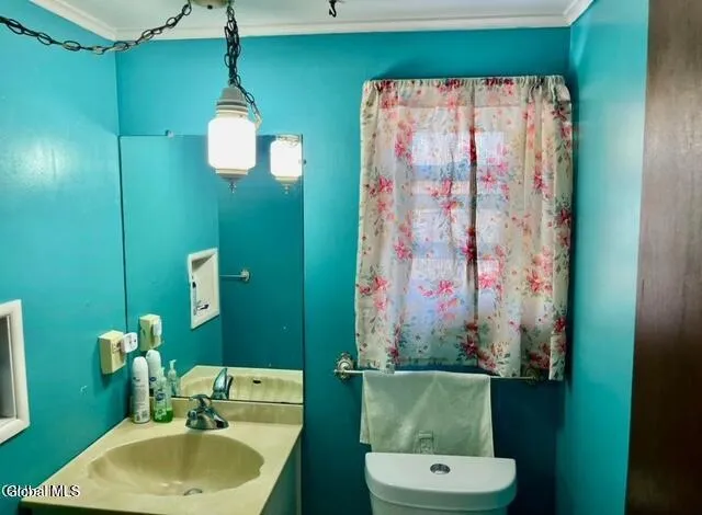 $245,000 | 817 Holland Road, Schenectady, NY 12303