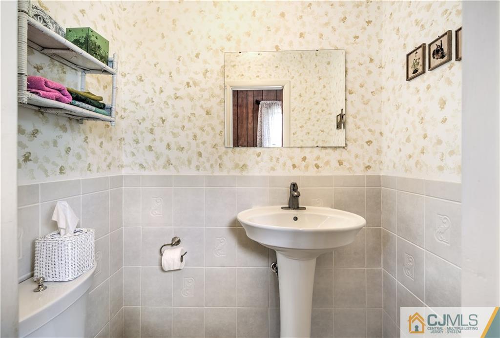 1 Taylor Road Monmouth Junction, NJ 08852 - Photo 16 of 25 Gallery Image 16