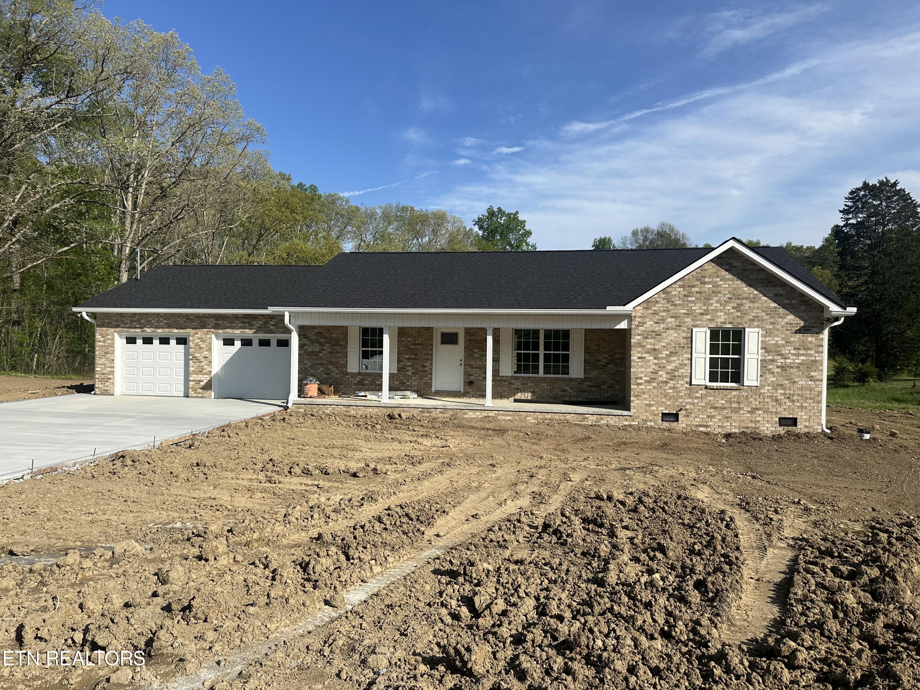 556 Pine Ridge Road Clinton, TN 37716 - Photo 2 of 29 IMG_1538