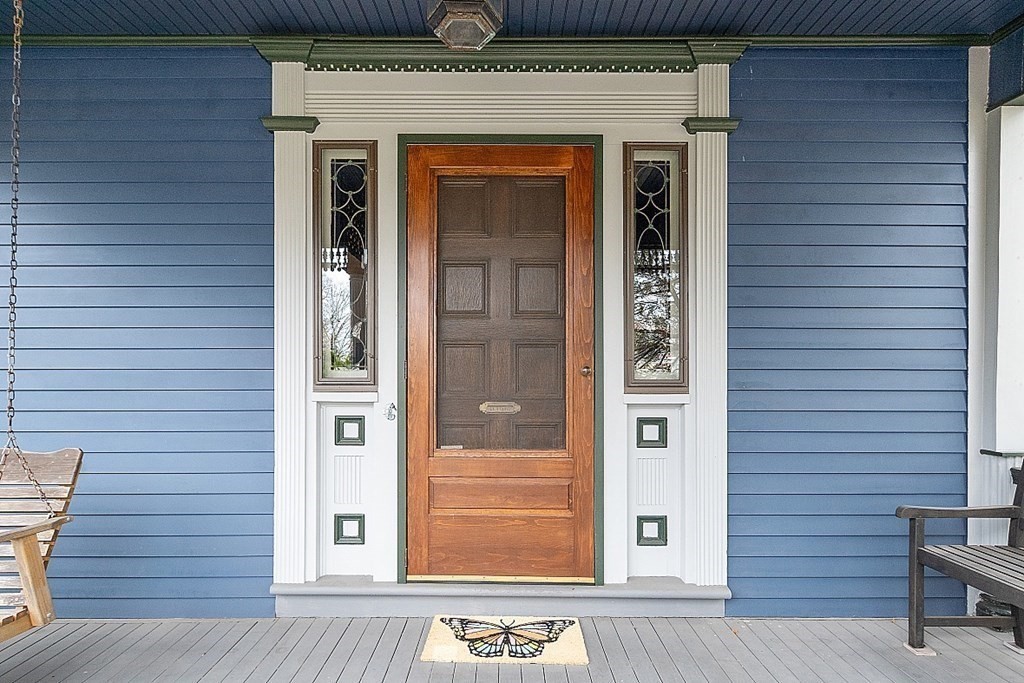 23 Wellesley Park Boston, MA 02124 - Photo 5 of 42 a view of front door of house
