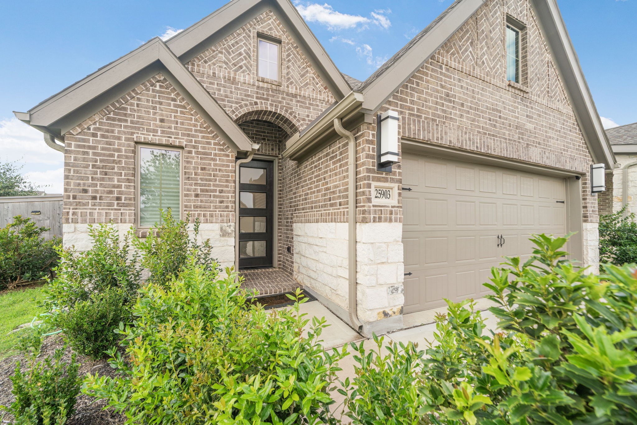 25903 Hawking Vista Road Richmond, TX 77406 - Photo 2 of 24