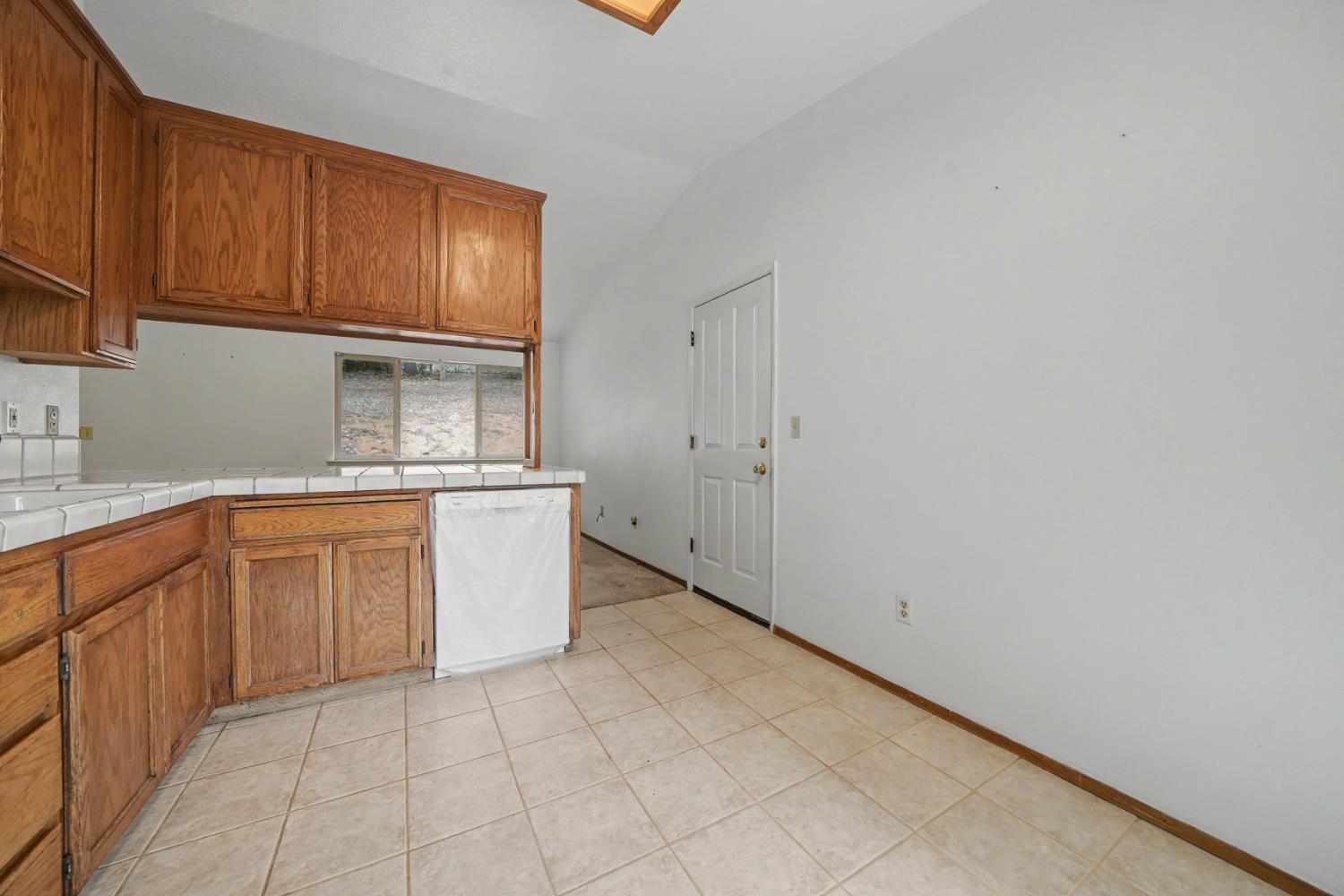 13050 Mt Zion Road Pine Grove, CA 95665 - Photo 11 of 36