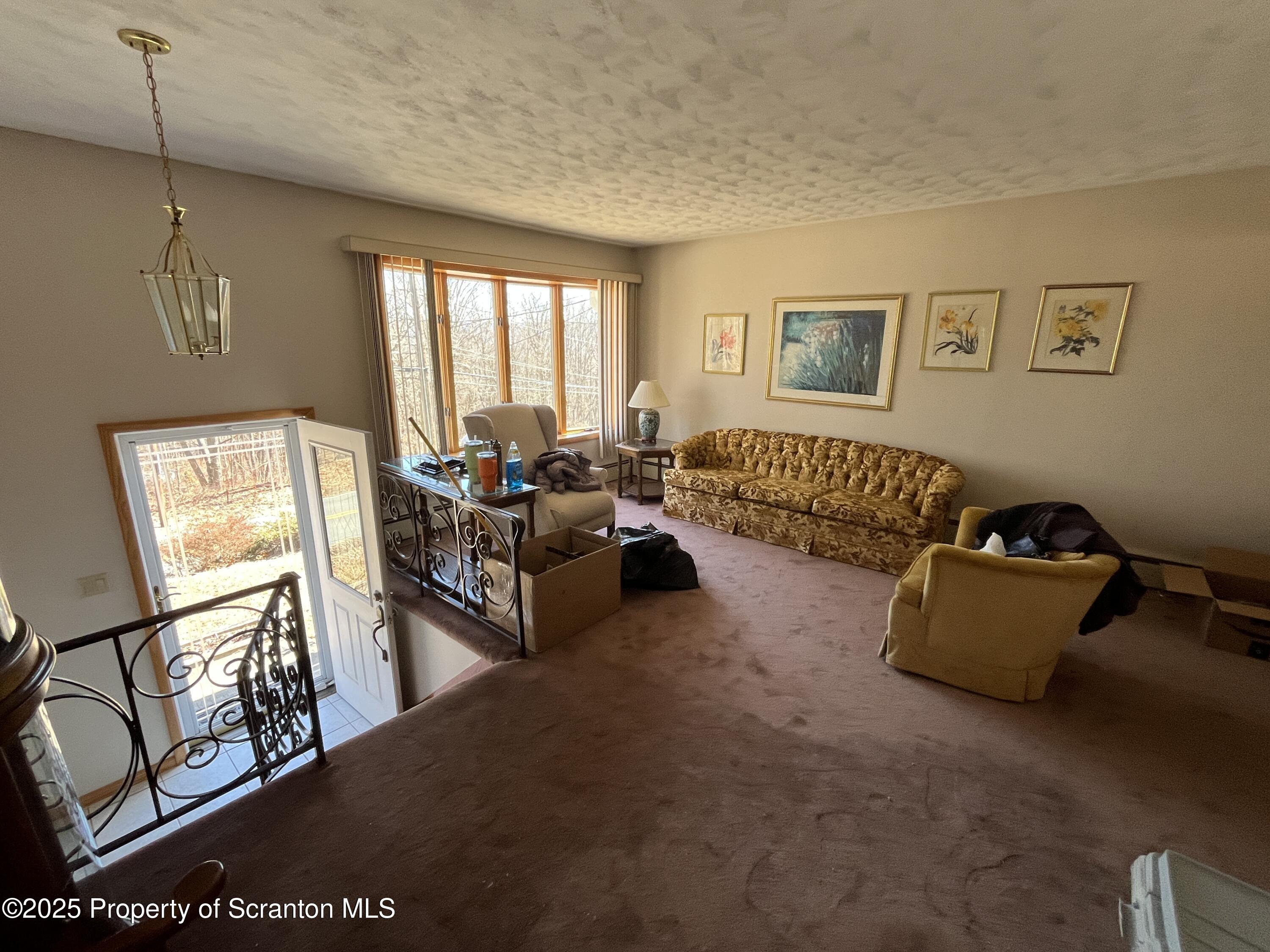 501 Newton Road Scranton, PA 18504 - Photo 4 of 16 IMG_1209