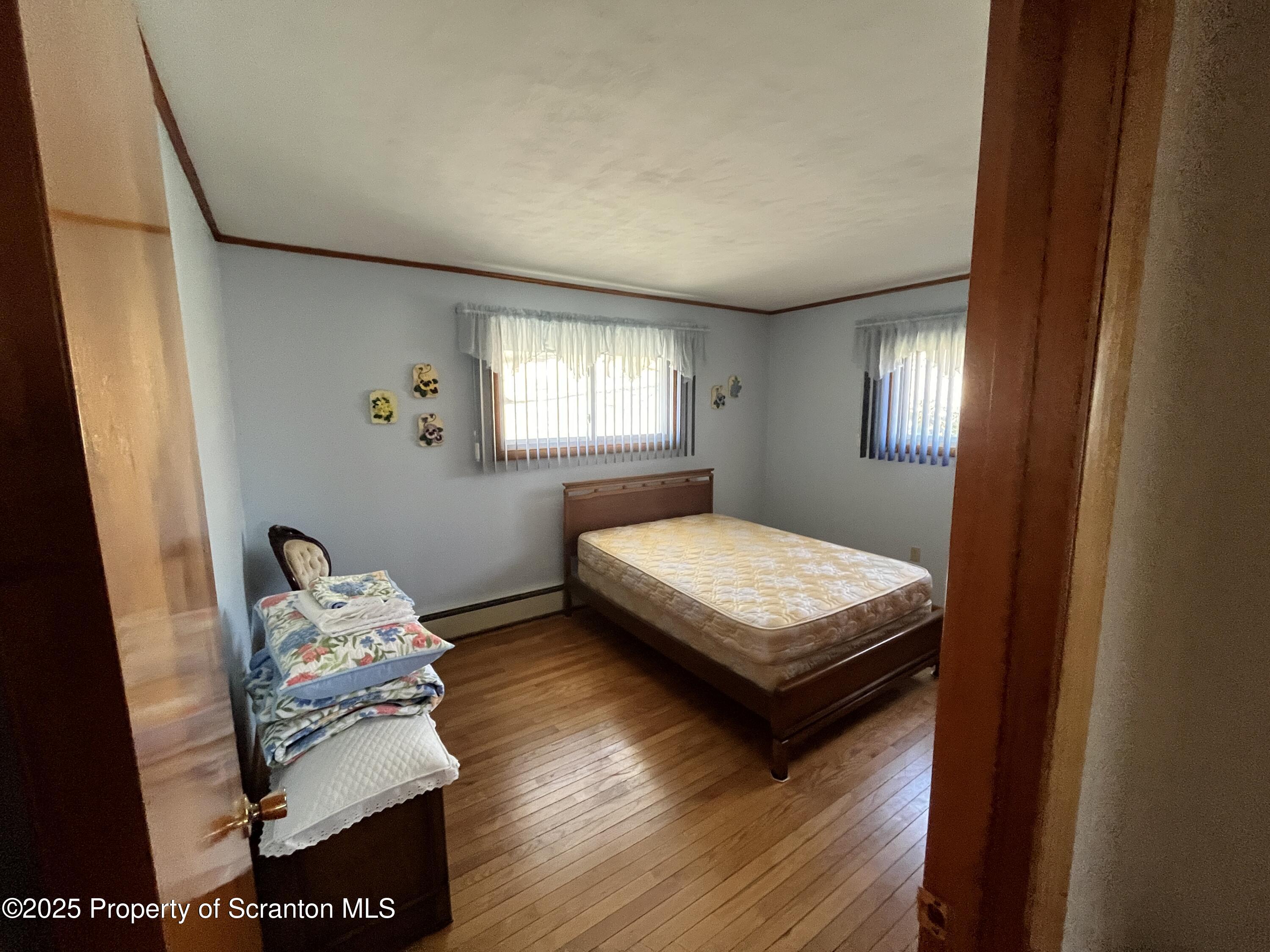 501 Newton Road Scranton, PA 18504 - Photo 10 of 16 IMG_1215