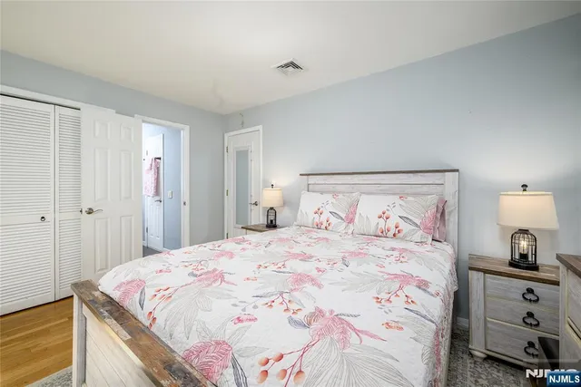 $889,000 | 624 West Drive, Paramus, NJ 07652