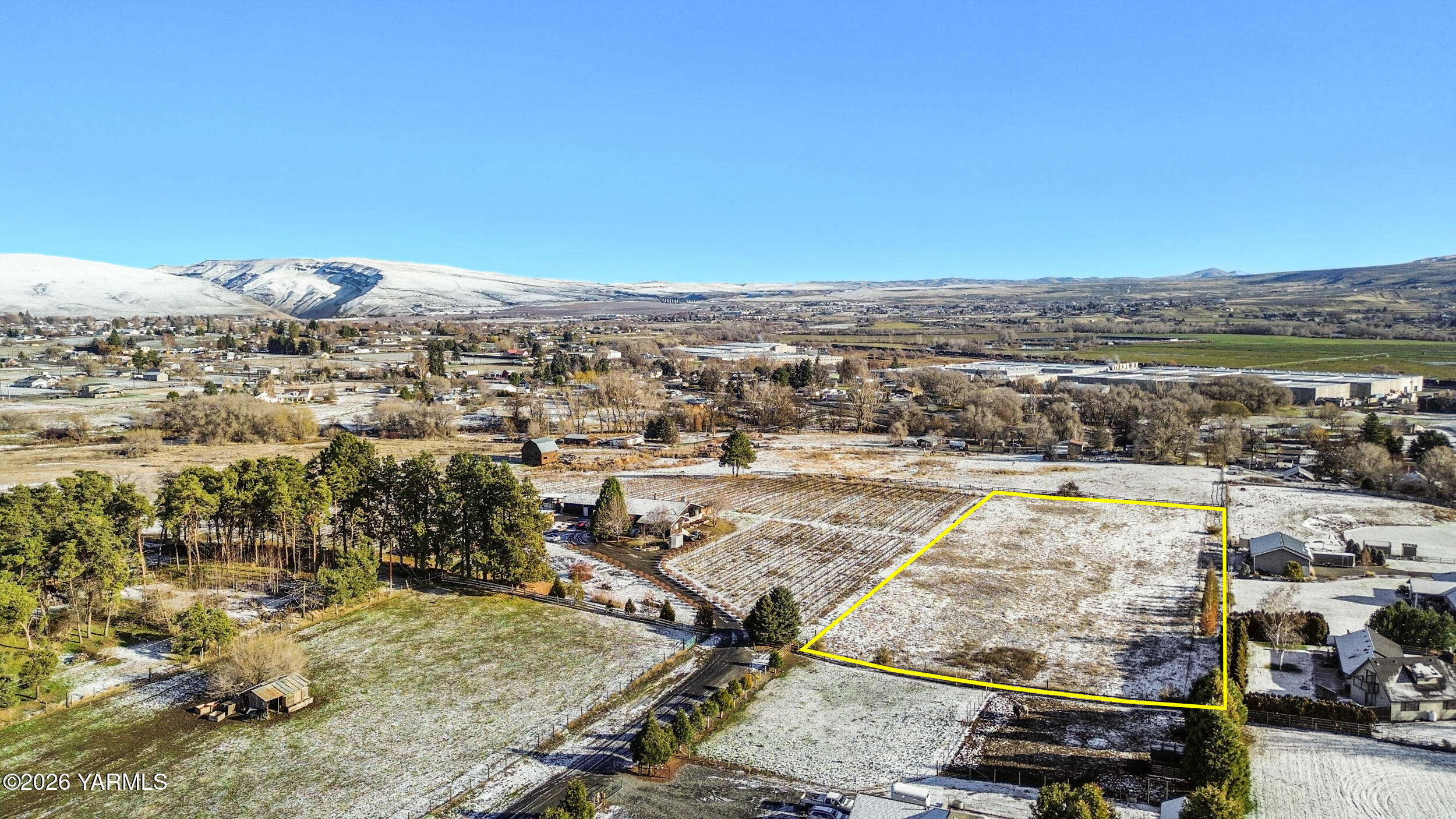 Nka North Wenas Road Selah, WA 98942 - Photo 1 of 4 a view of a city