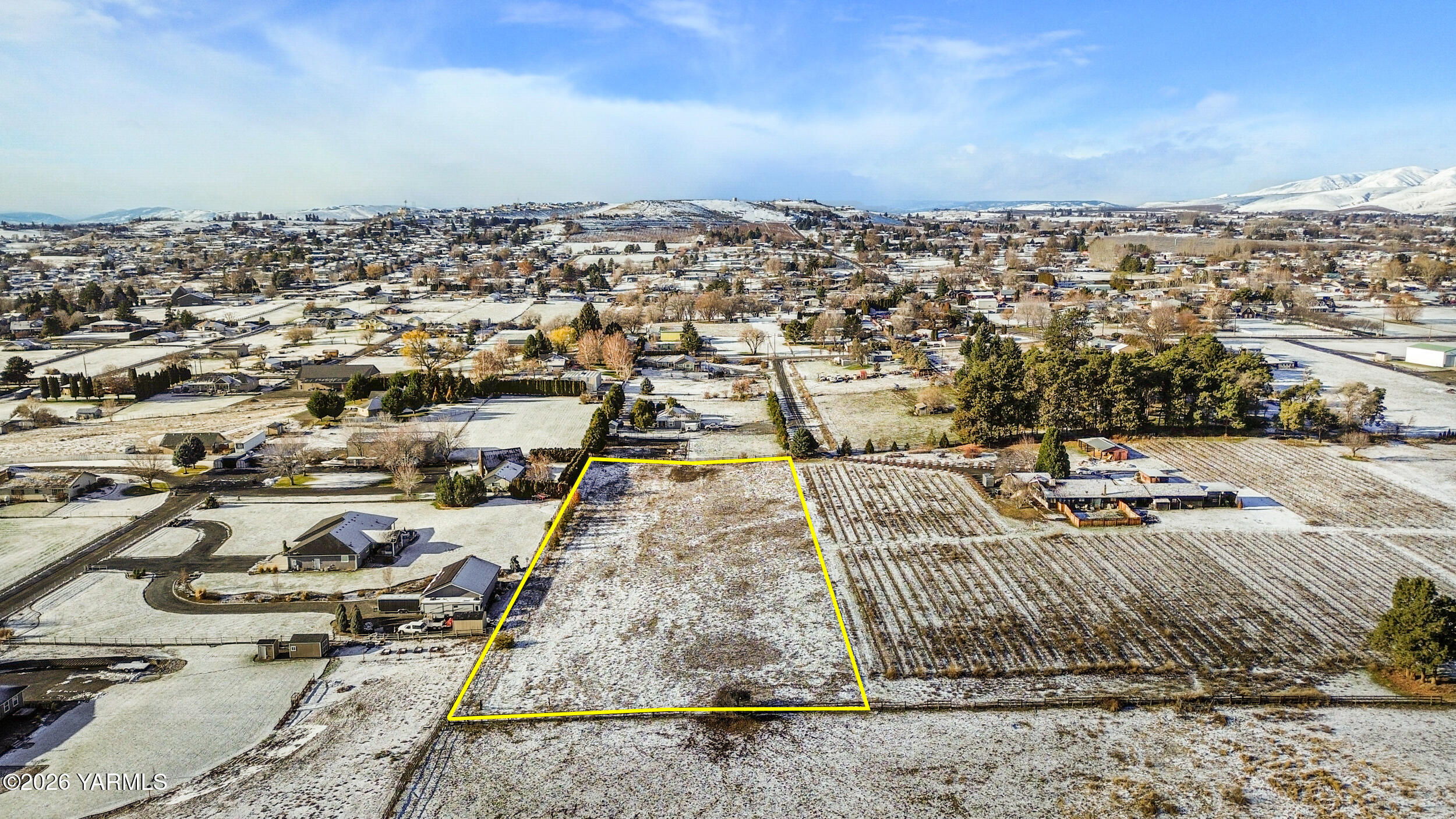 Nka North Wenas Road Selah, WA 98942 - Photo 4 of 4 an aerial view of residential houses with outdoor space