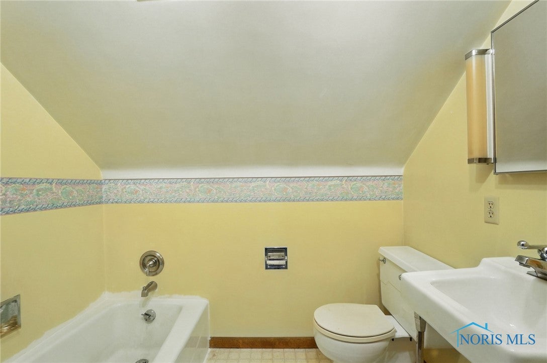 16876 Fish Road Pemberville, OH 43450 - Photo 35 of 44 Gallery Image 35