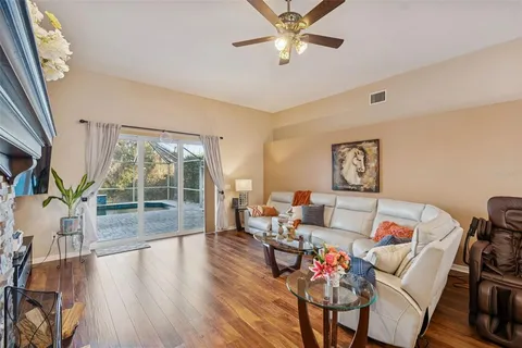 $639,700 | 10022 Oxford Chapel Drive, Tampa, FL 33647