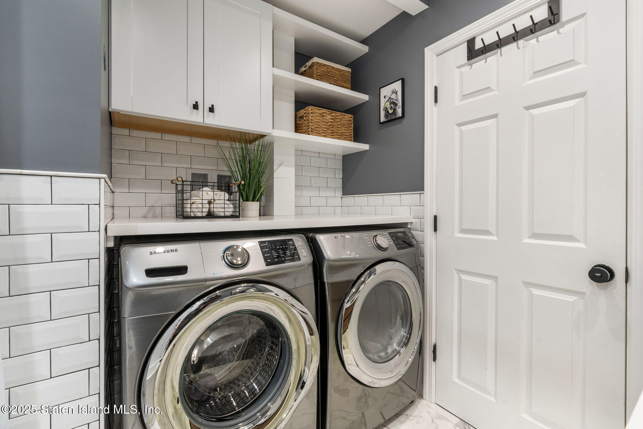 141 Hampton Green Staten Island, NY 10312 - Photo 13 of 25 13-web-or-mls-GLU01167