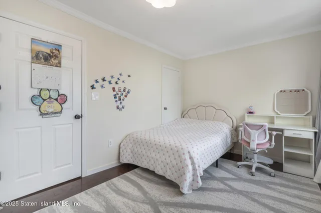 $590,000 | 141 Hampton Green | Arden Heights