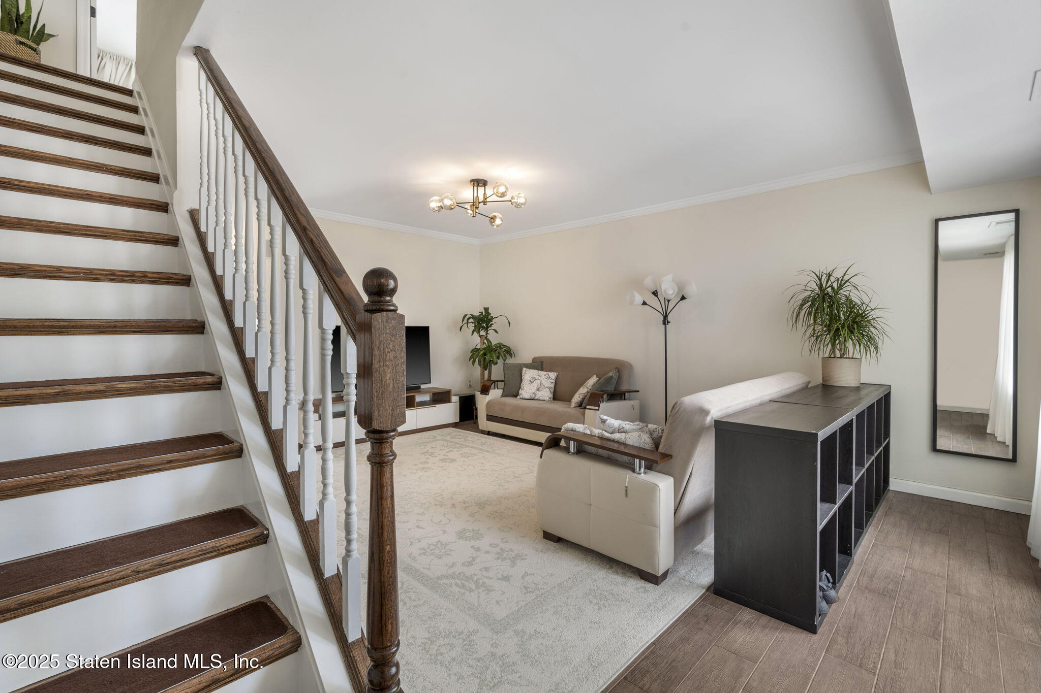 141 Hampton Green Staten Island, NY 10312 - Photo 9 of 25 9-web-or-mls-GLU01137