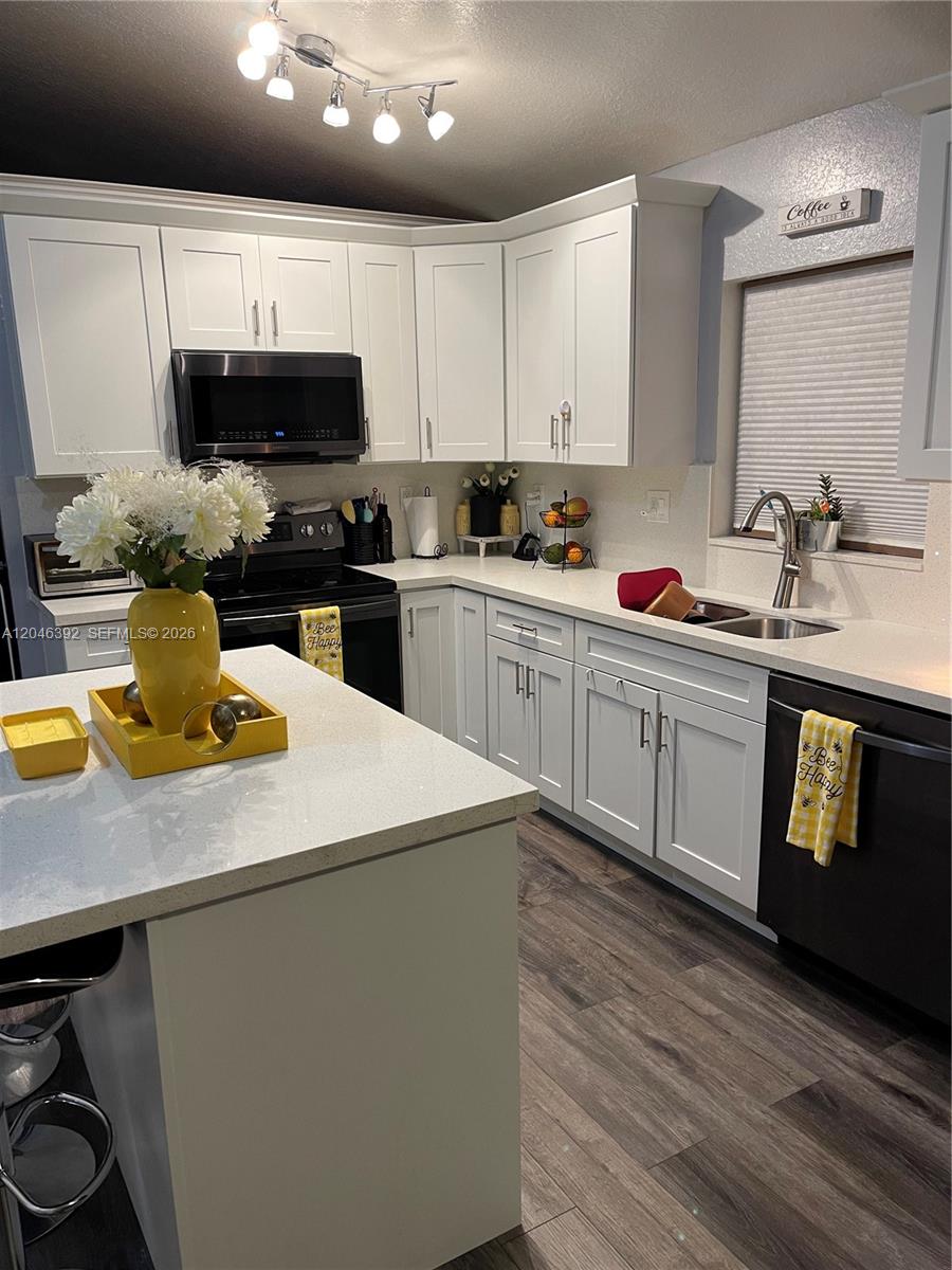 7805 Simms Street Hollywood, FL 33024 - Photo 5 of 12