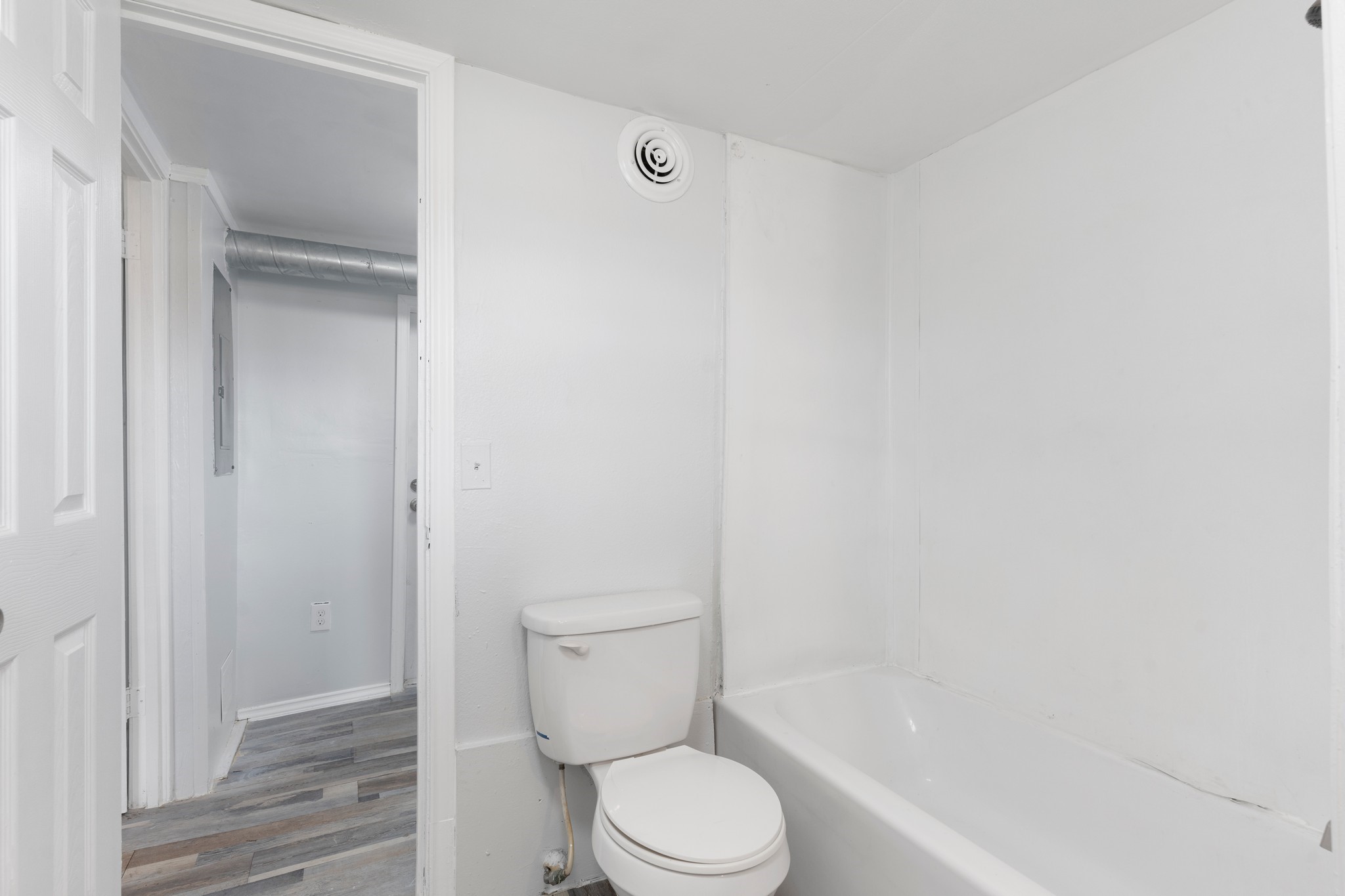 1714 Massey Tompkins Road Baytown, TX 77521 - Photo 9 of 50 Gallery Image 9