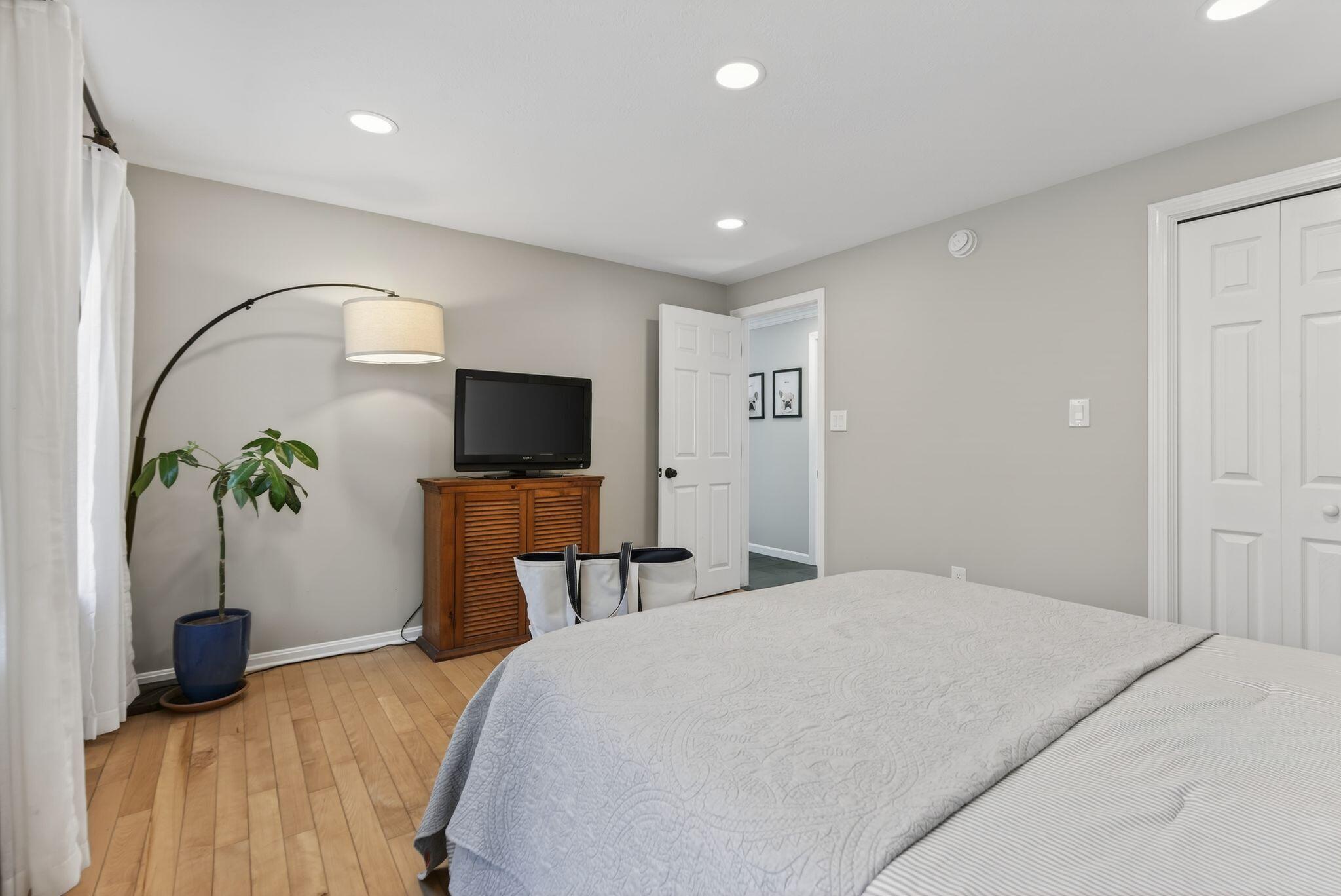 108 Baker Road Freeport, ME 04032 - Photo 18 of 43 First floor bedroom #1