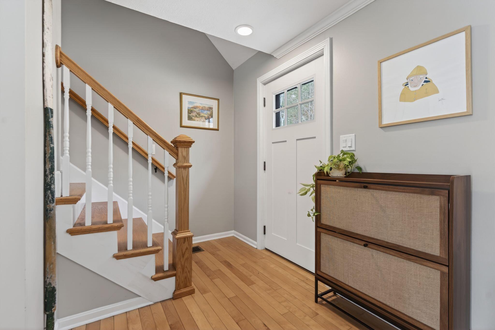 108 Baker Road Freeport, ME 04032 - Photo 19 of 43 Front Entry