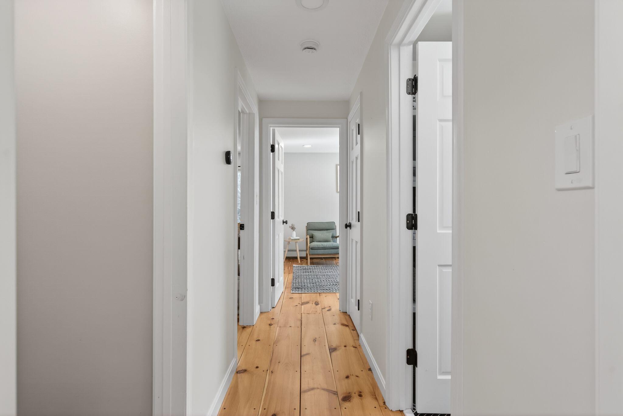 108 Baker Road Freeport, ME 04032 - Photo 20 of 43 Second Floor Hall