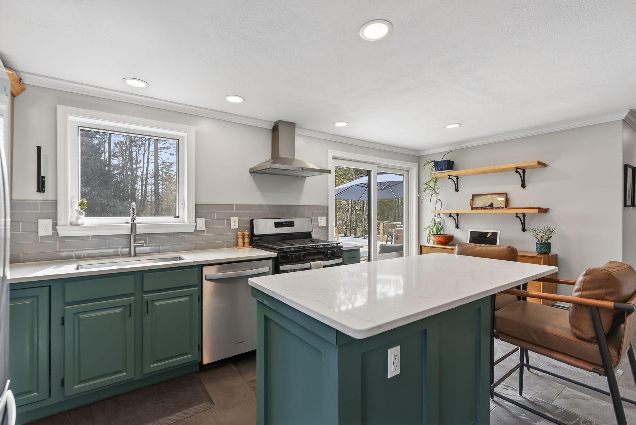 108 Baker Road Freeport, ME 04032 - Photo 6 of 43 Kitchen